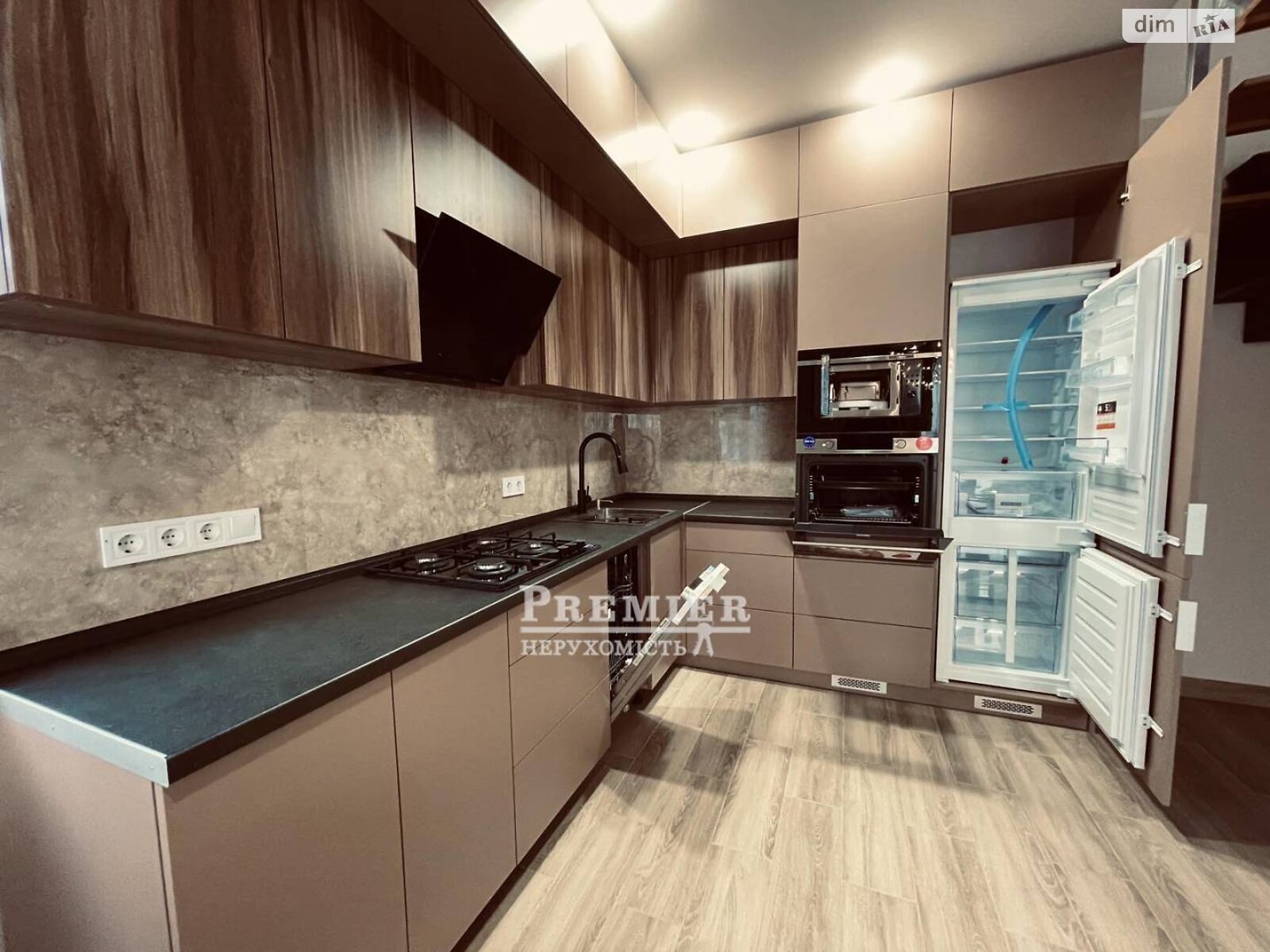 двоповерховий будинок, 200 кв. м, цегла. Продаж у Таїрове фото 1 двоповерховий будинок, 200 кв. м, цегла. Продаж у Таїрове фото 1
