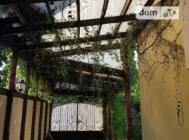 трехэтажный дом с садом, 250 кв. м, кирпич. Продажа в Одессе район Приморский фото 1 трехэтажный дом с садом, 250 кв. м, кирпич. Продажа в Одессе район Приморский фото 1