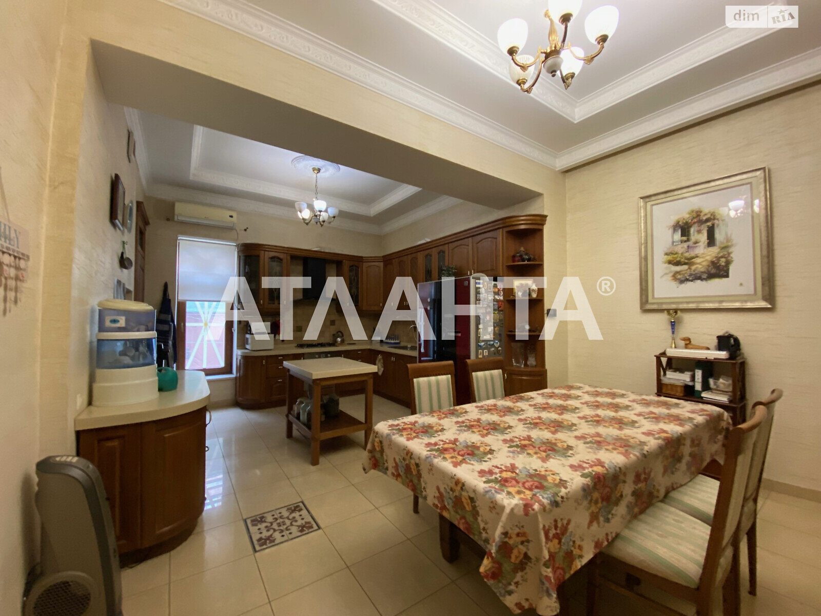 триповерховий будинок бесідка, 353.3 кв. м, ракушечник (ракушняк). Продаж в Одесі, район Приморський фото 1 триповерховий будинок бесідка, 353.3 кв. м, ракушечник (ракушняк). Продаж в Одесі, район Приморський фото 1