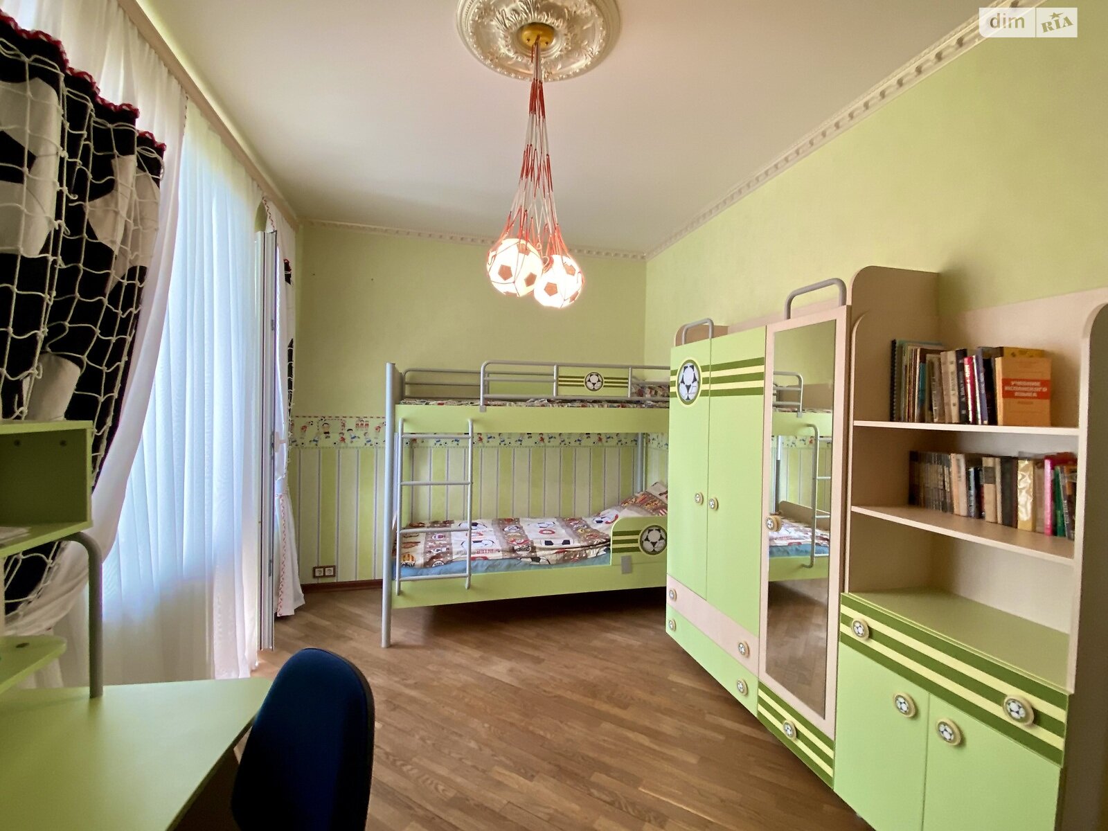 триповерховий будинок, 260 кв. м, кирпич. Продаж в Одесі, район Приморський фото 1