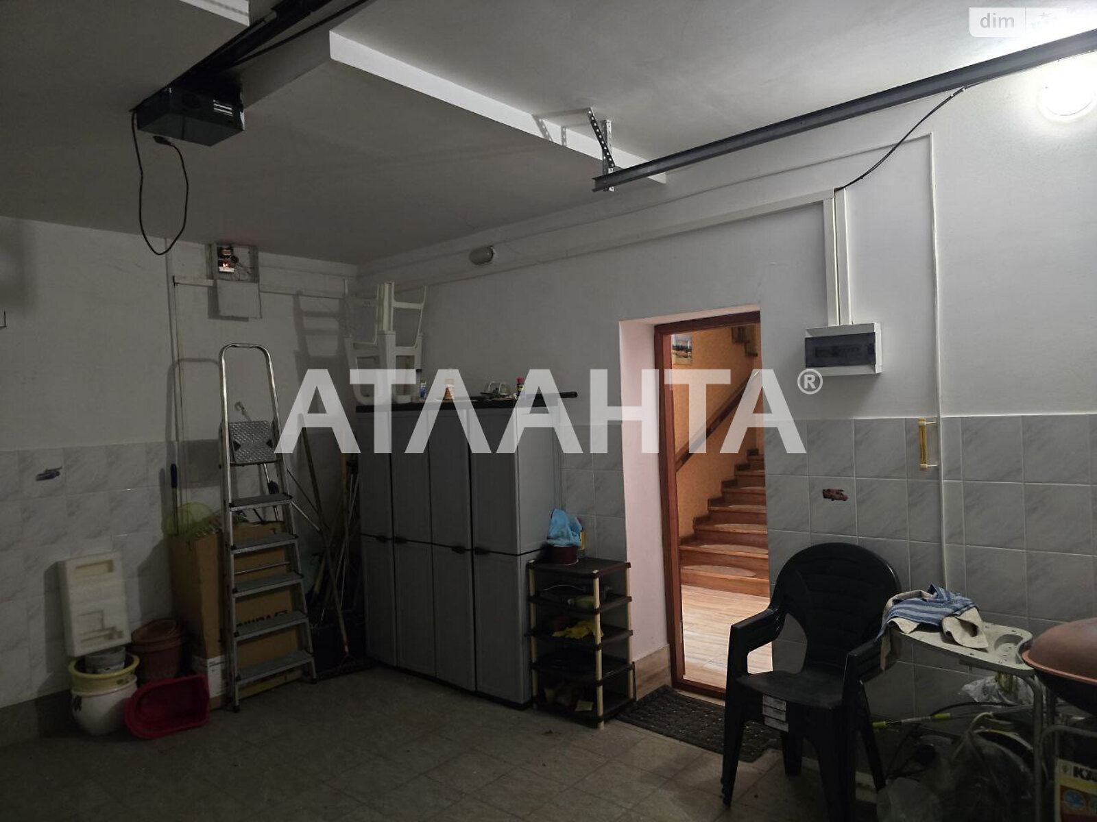трехэтажный дом, 287 кв. м, кирпич. Продажа в Одессе район Приморский фото 1 трехэтажный дом, 287 кв. м, кирпич. Продажа в Одессе район Приморский фото 1