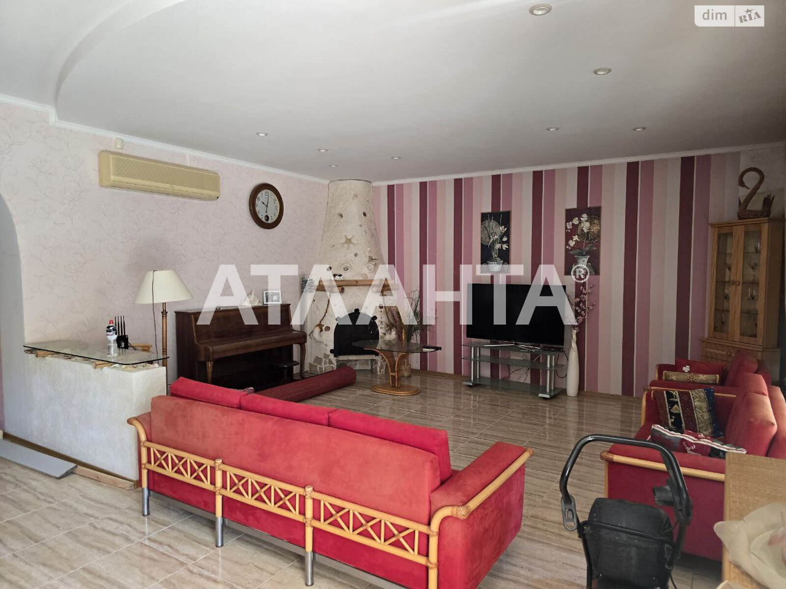трехэтажный дом, 287 кв. м, кирпич. Продажа в Одессе район Приморский фото 1 трехэтажный дом, 287 кв. м, кирпич. Продажа в Одессе район Приморский фото 1
