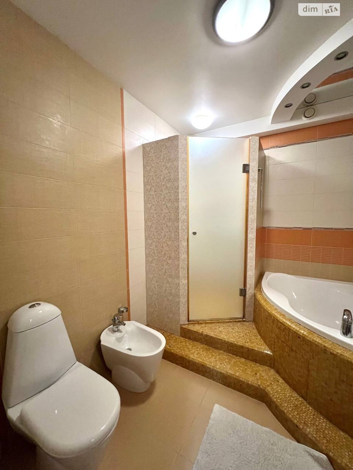 двухэтажный дом с гаражом, 136 кв. м, кирпич. Продажа в Одессе район Шевченка фото 1 двухэтажный дом с гаражом, 136 кв. м, кирпич. Продажа в Одессе район Шевченка фото 1