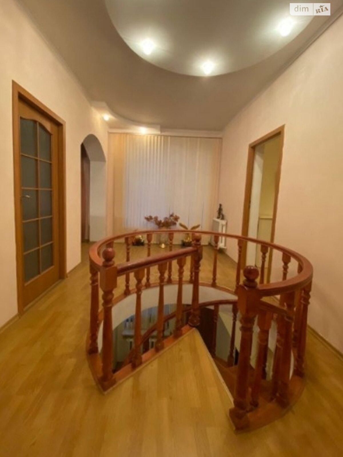 двоповерховий будинок, 310 кв. м, ракушечник (ракушняк). Продаж у Одесі фото 1 двоповерховий будинок, 310 кв. м, ракушечник (ракушняк). Продаж у Одесі фото 1