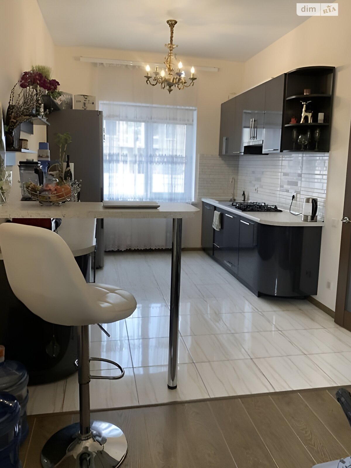 двухэтажный дом с ремонтом, 185 кв. м, кирпич. Продажа в Одессе фото 1 двухэтажный дом с ремонтом, 185 кв. м, кирпич. Продажа в Одессе фото 1