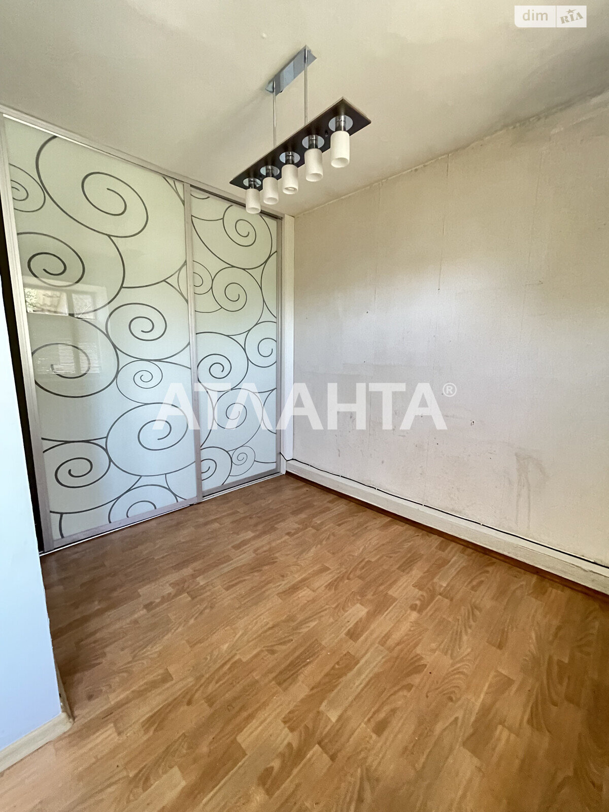 одноэтажный дом с отоплением, 76.2 кв. м, ракушечник (ракушняк). Продажа в Одессе район Слободка фото 1 одноэтажный дом с отоплением, 76.2 кв. м, ракушечник (ракушняк). Продажа в Одессе район Слободка фото 1