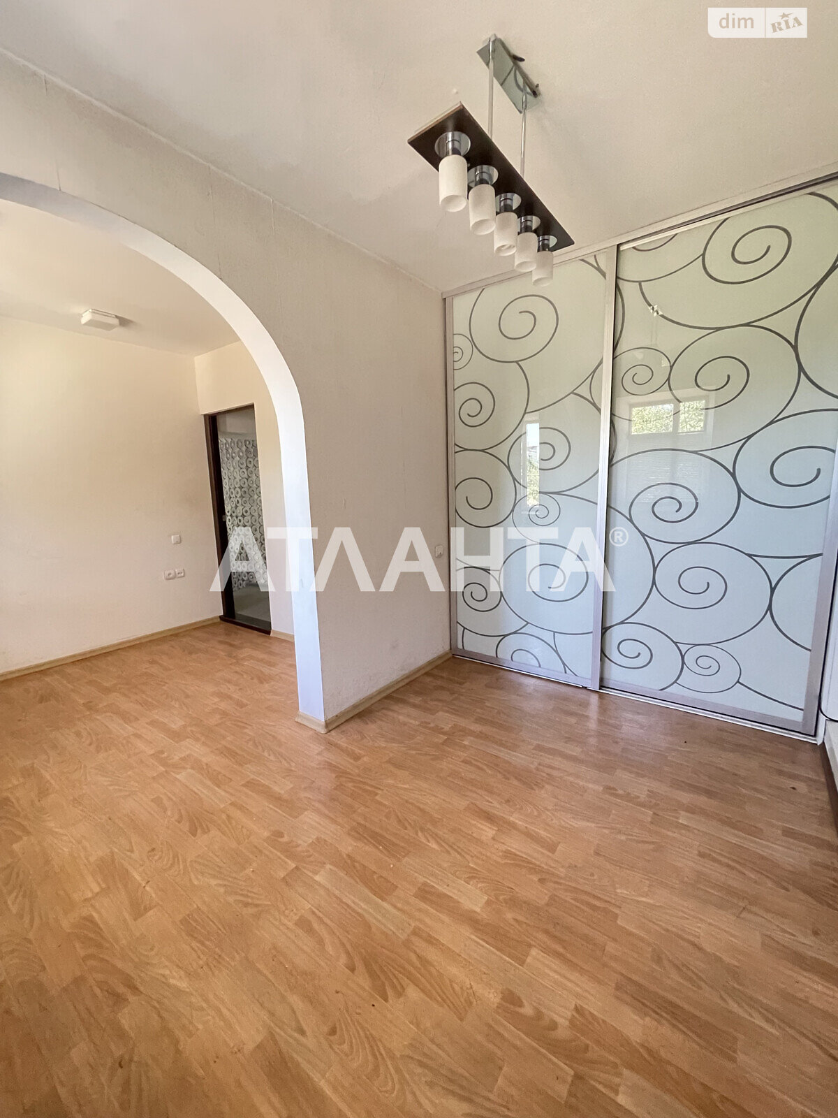 одноэтажный дом с отоплением, 76.2 кв. м, ракушечник (ракушняк). Продажа в Одессе район Слободка фото 1 одноэтажный дом с отоплением, 76.2 кв. м, ракушечник (ракушняк). Продажа в Одессе район Слободка фото 1