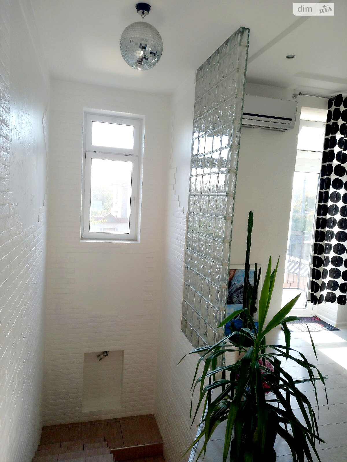 двухэтажный дом с отоплением, 96 кв. м, кирпич. Продажа в Одессе район Слободка фото 1 двухэтажный дом с отоплением, 96 кв. м, кирпич. Продажа в Одессе район Слободка фото 1
