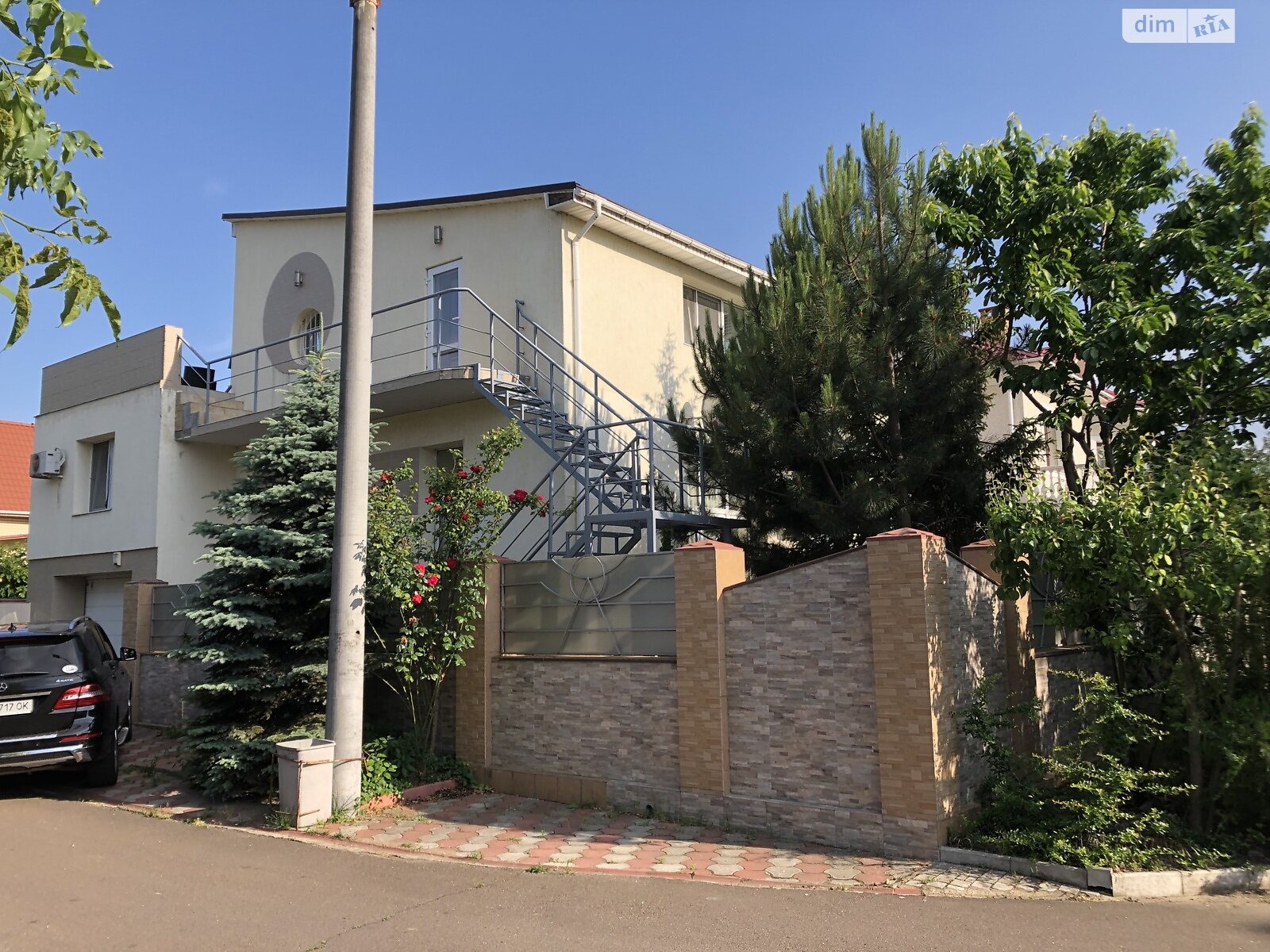 двоповерховий будинок з балконом, 220 кв. м, ракушняк. Продаж в Одесі, район Совіньйон фото 1