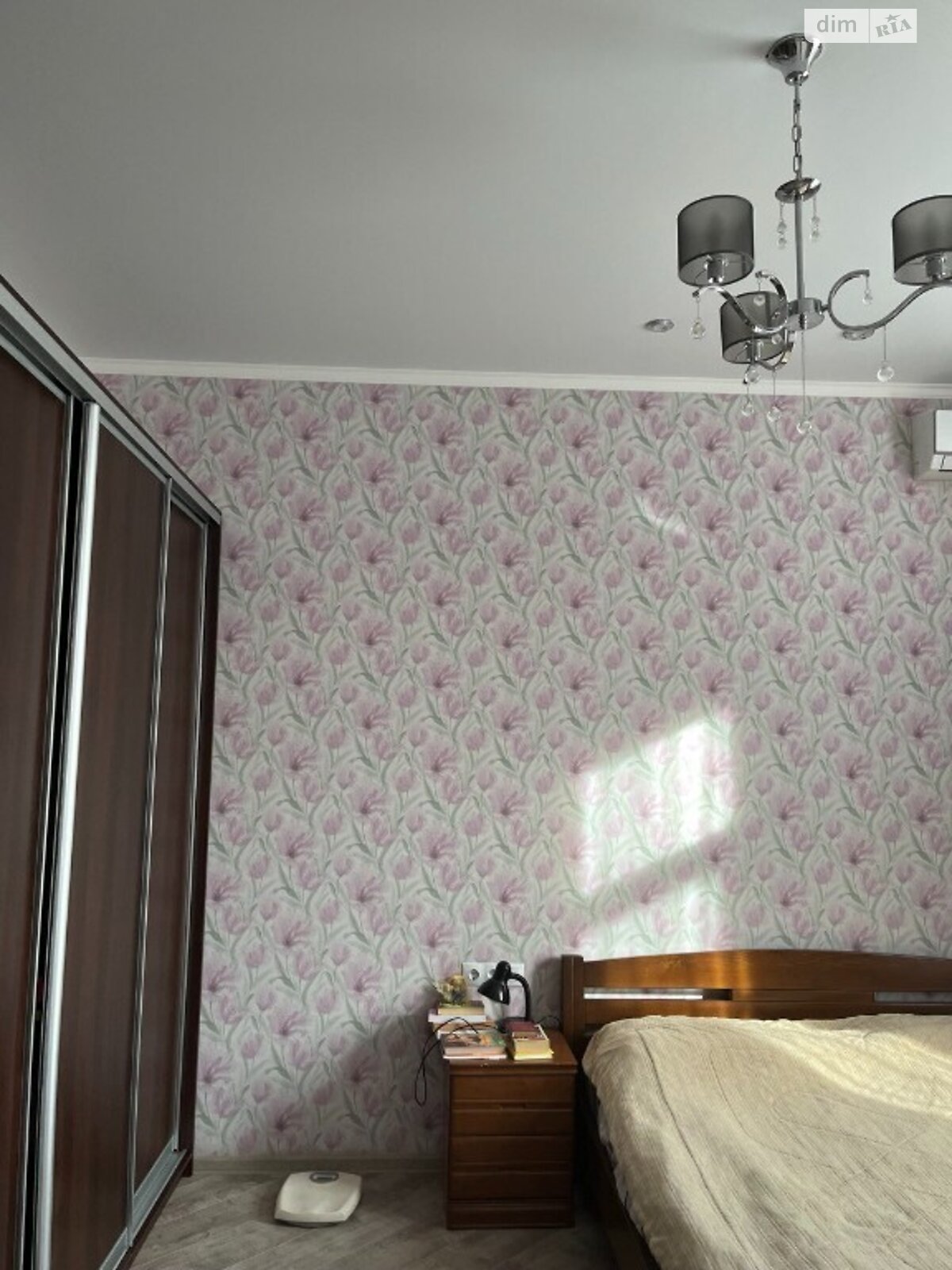 двухэтажный дом с отоплением, 140 кв. м, кирпич. Продажа в Одессе район Совиньон фото 1