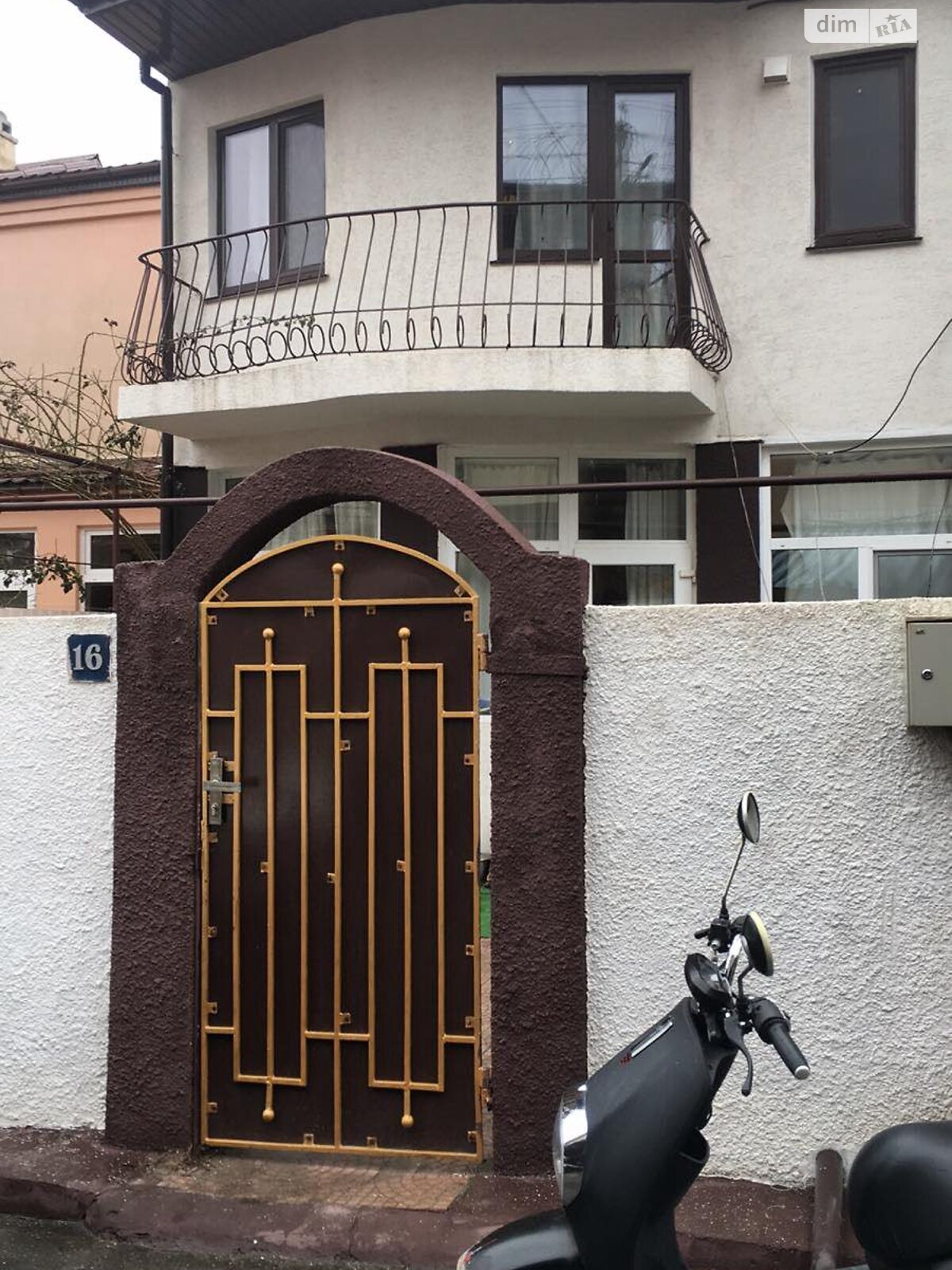 двухэтажный дом с гаражом, 121 кв. м, кирпич. Продажа в Одессе район Совиньон фото 1 двухэтажный дом с гаражом, 121 кв. м, кирпич. Продажа в Одессе район Совиньон фото 1