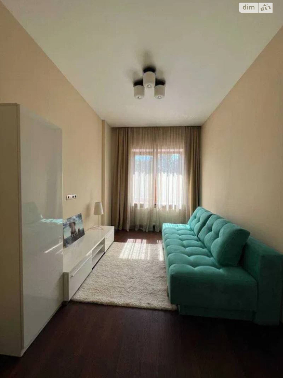 двухэтажный дом с гаражом, 240 кв. м, кирпич. Продажа в Одессе район Совиньон фото 1 двухэтажный дом с гаражом, 240 кв. м, кирпич. Продажа в Одессе район Совиньон фото 1