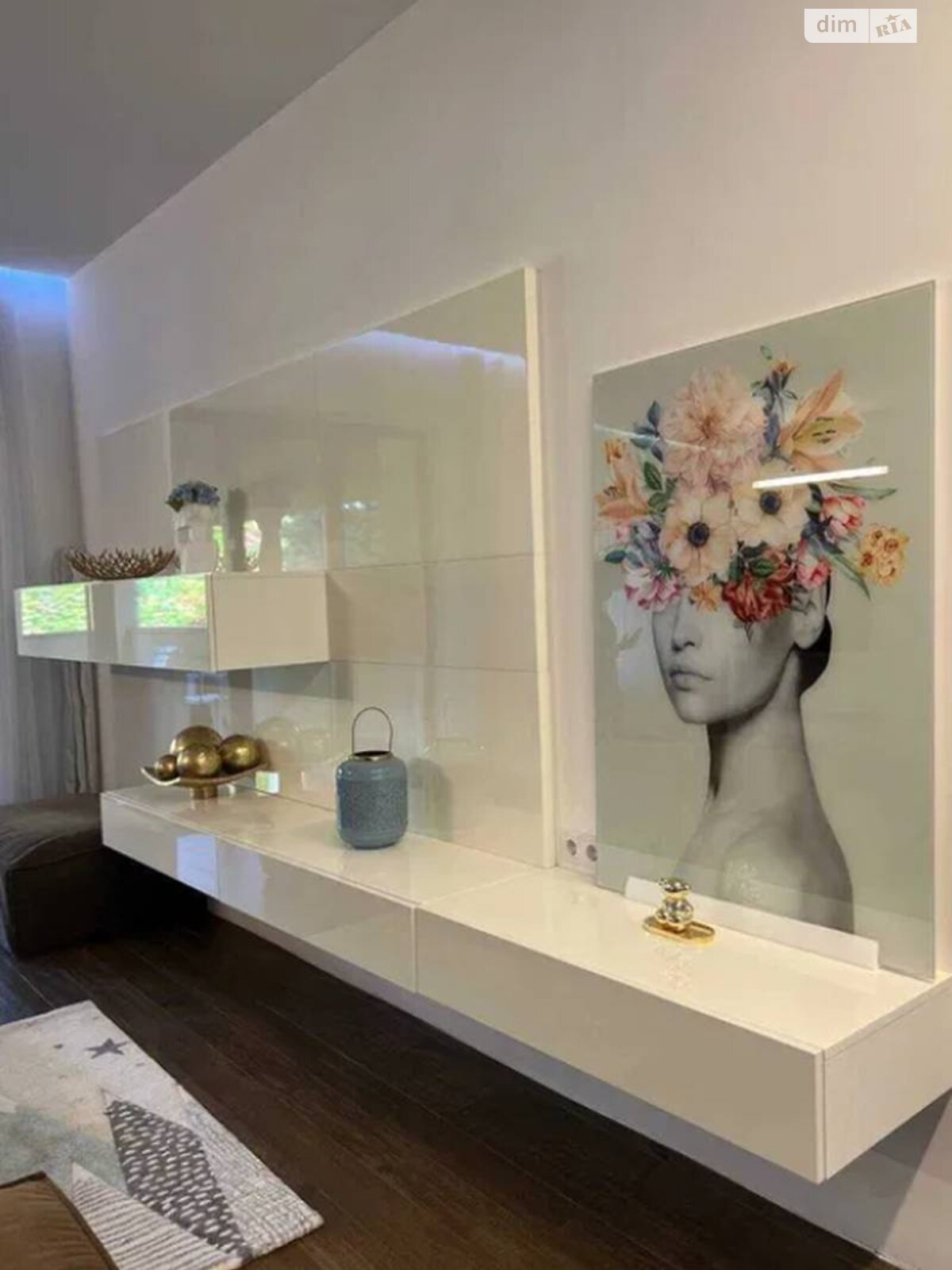 двухэтажный дом с гаражом, 240 кв. м, кирпич. Продажа в Одессе район Совиньон фото 1 двухэтажный дом с гаражом, 240 кв. м, кирпич. Продажа в Одессе район Совиньон фото 1