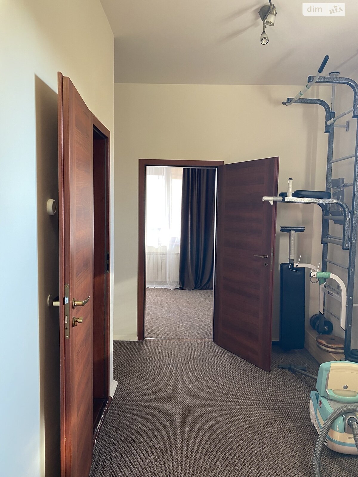 триповерховий будинок з балконом, 154 кв. м, цегла. Продаж в Одесі, район Совіньйон фото 1 триповерховий будинок з балконом, 154 кв. м, цегла. Продаж в Одесі, район Совіньйон фото 1