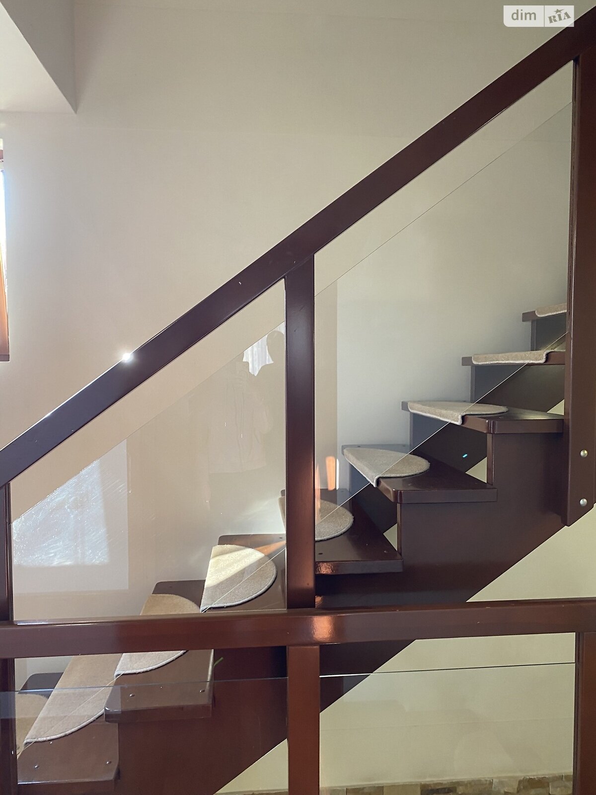 триповерховий будинок з балконом, 154 кв. м, цегла. Продаж в Одесі, район Совіньйон фото 1 триповерховий будинок з балконом, 154 кв. м, цегла. Продаж в Одесі, район Совіньйон фото 1