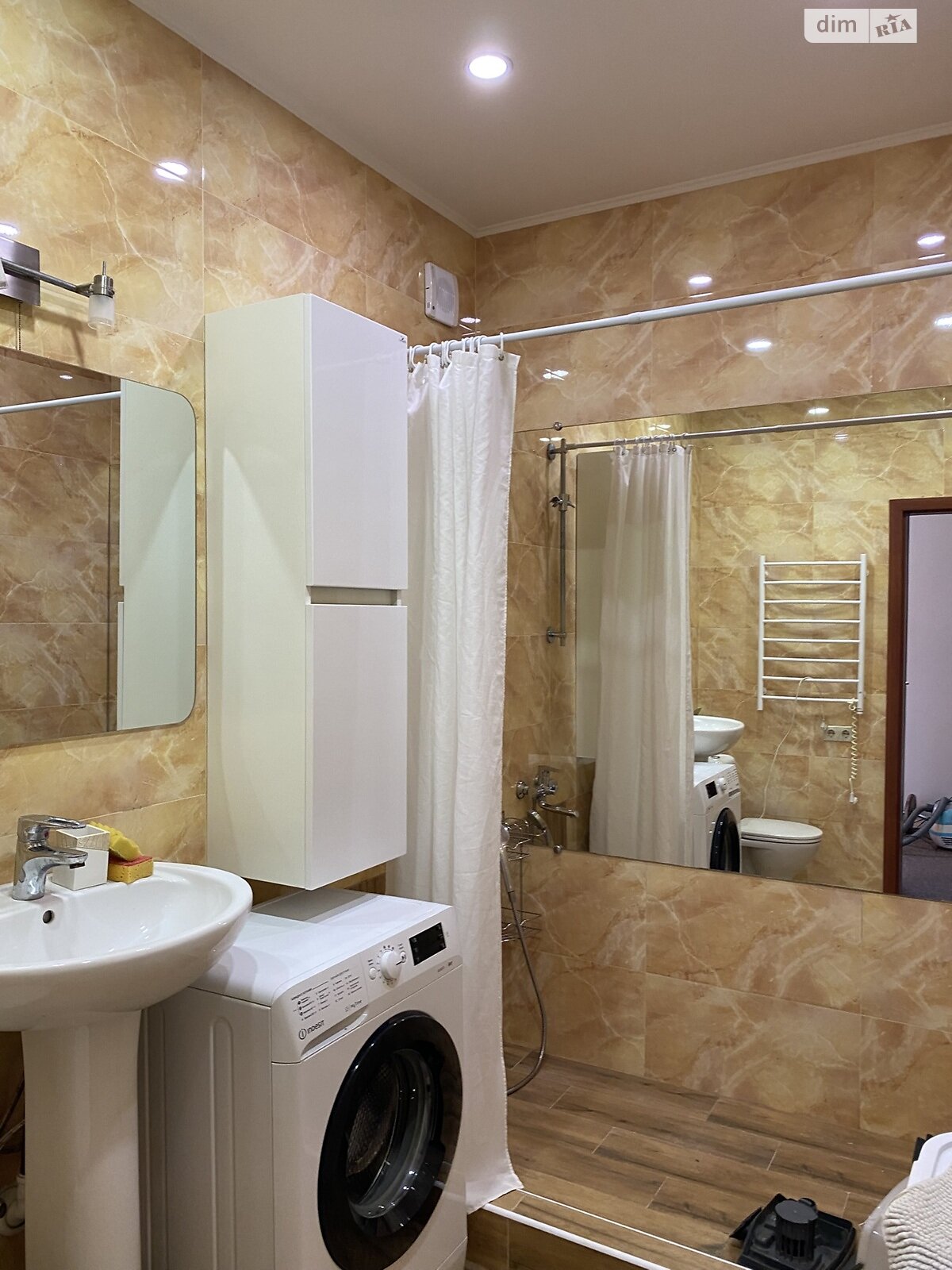 триповерховий будинок з балконом, 154 кв. м, цегла. Продаж в Одесі, район Совіньйон фото 1 триповерховий будинок з балконом, 154 кв. м, цегла. Продаж в Одесі, район Совіньйон фото 1