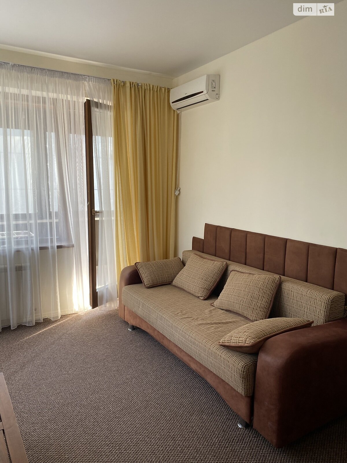 триповерховий будинок з балконом, 154 кв. м, цегла. Продаж в Одесі, район Совіньйон фото 1 триповерховий будинок з балконом, 154 кв. м, цегла. Продаж в Одесі, район Совіньйон фото 1