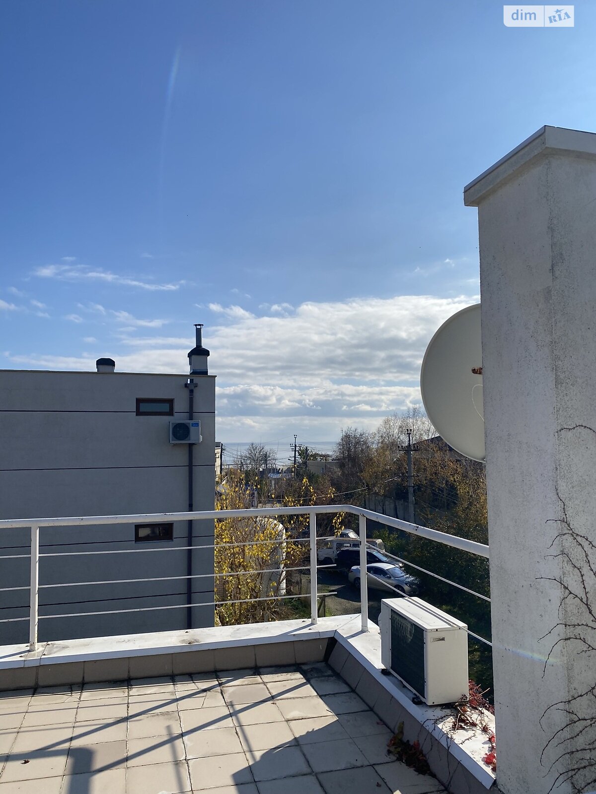 триповерховий будинок з балконом, 154 кв. м, цегла. Продаж в Одесі, район Совіньйон фото 1 триповерховий будинок з балконом, 154 кв. м, цегла. Продаж в Одесі, район Совіньйон фото 1