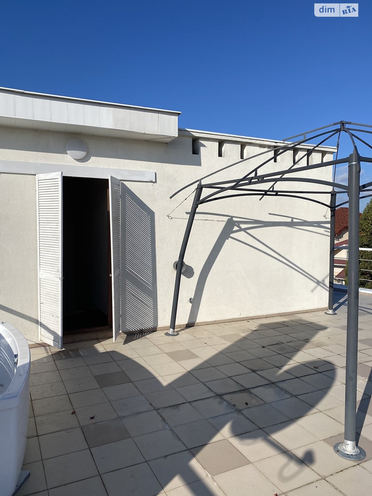 триповерховий будинок з балконом, 154 кв. м, цегла. Продаж в Одесі, район Совіньйон фото 1 триповерховий будинок з балконом, 154 кв. м, цегла. Продаж в Одесі, район Совіньйон фото 1