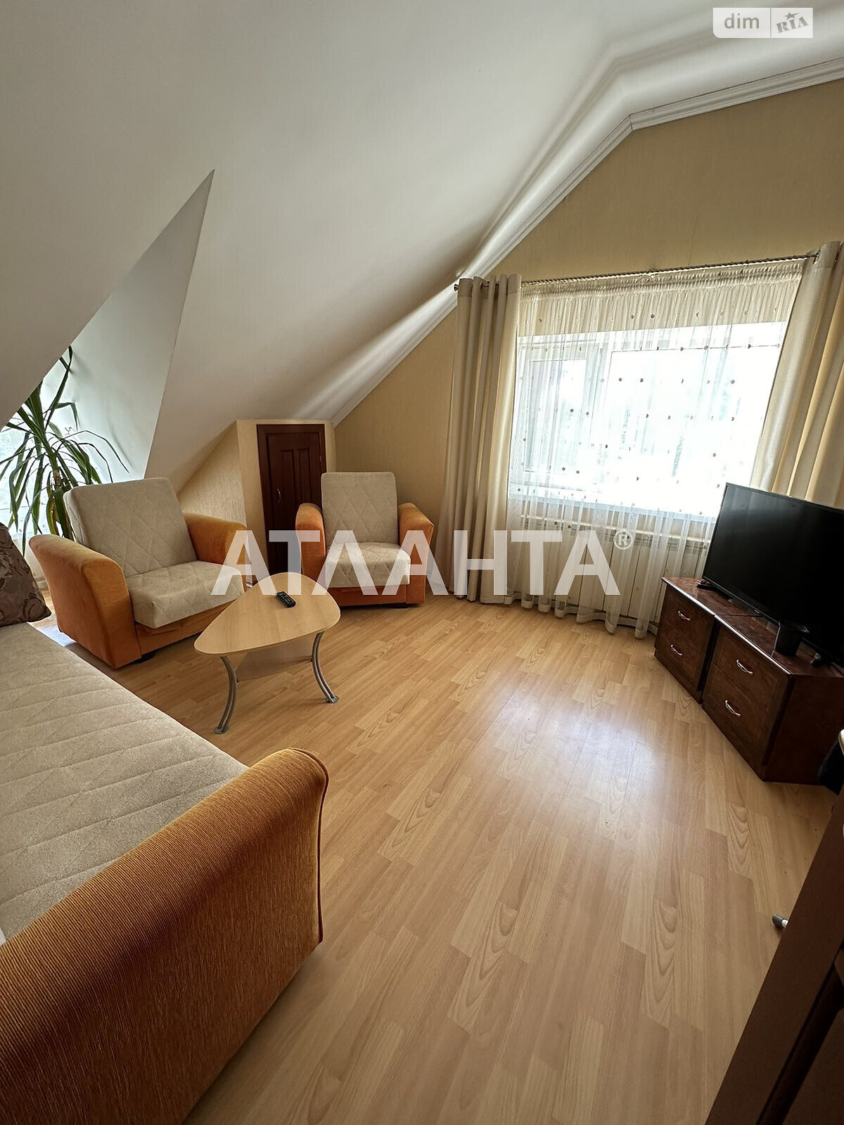 двухэтажный дом беседка, 227 кв. м, кирпич. Продажа в Одессе район Совиньон фото 1 двухэтажный дом беседка, 227 кв. м, кирпич. Продажа в Одессе район Совиньон фото 1