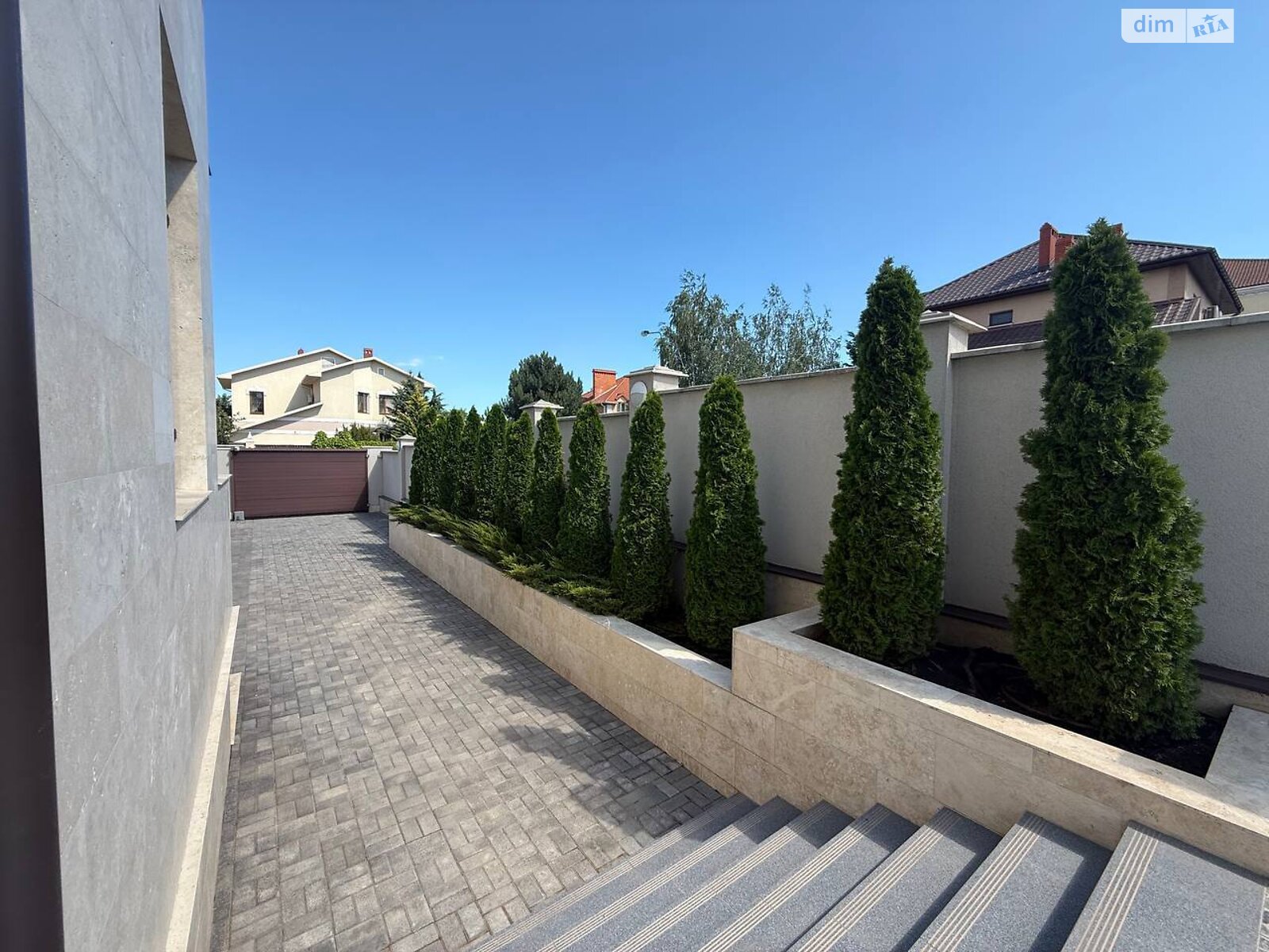 двухэтажный дом с гаражом, 368.1 кв. м, кирпич. Продажа в Лиманке фото 1 двухэтажный дом с гаражом, 368.1 кв. м, кирпич. Продажа в Лиманке фото 1
