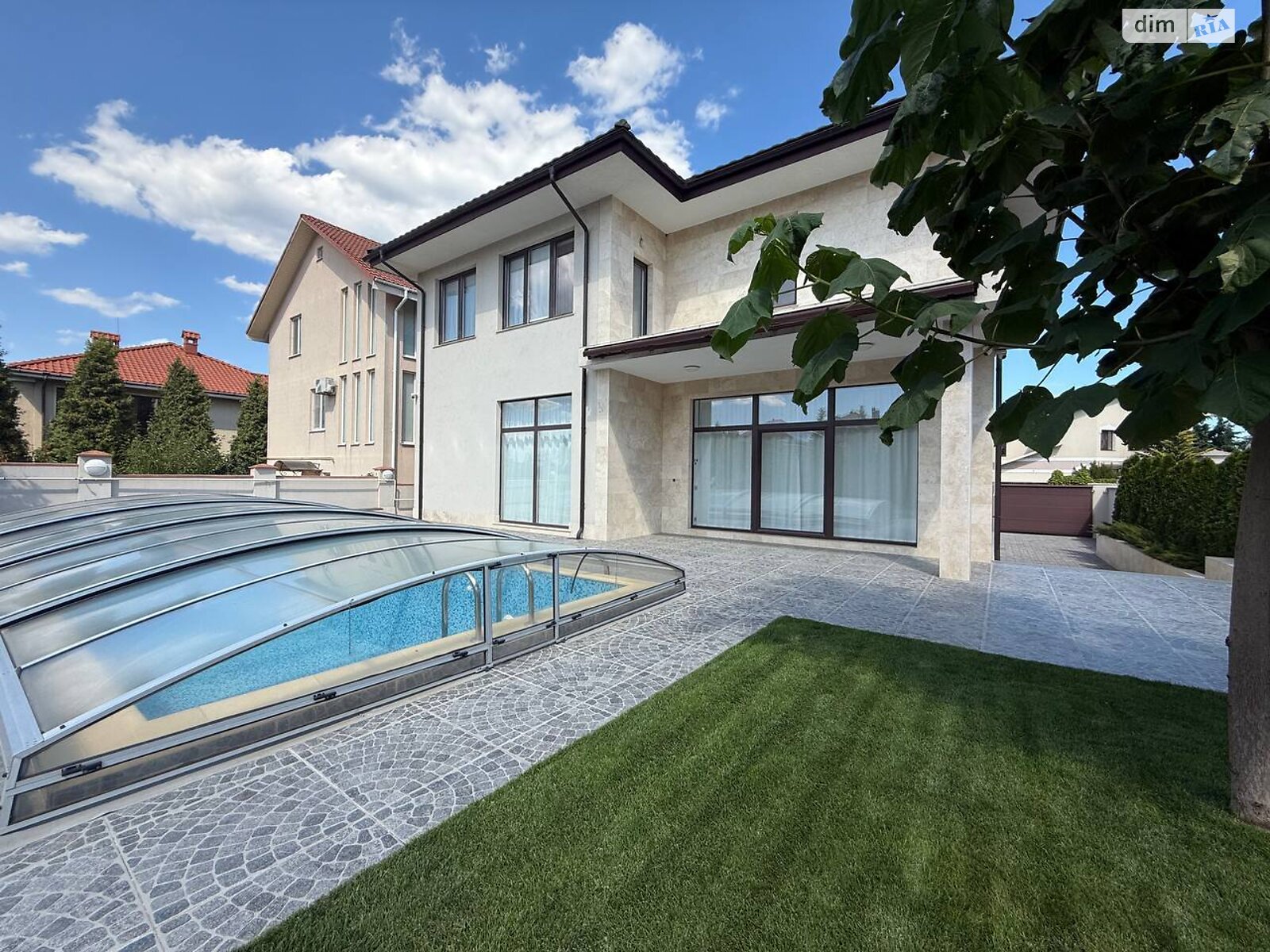 двухэтажный дом с гаражом, 368.1 кв. м, кирпич. Продажа в Лиманке фото 1 двухэтажный дом с гаражом, 368.1 кв. м, кирпич. Продажа в Лиманке фото 1