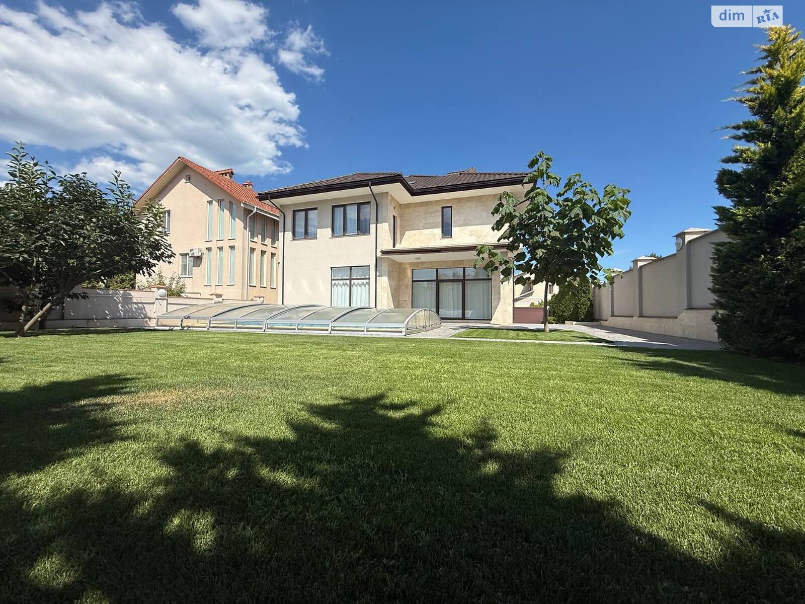 двухэтажный дом с гаражом, 368.1 кв. м, кирпич. Продажа в Лиманке фото 1 двухэтажный дом с гаражом, 368.1 кв. м, кирпич. Продажа в Лиманке фото 1
