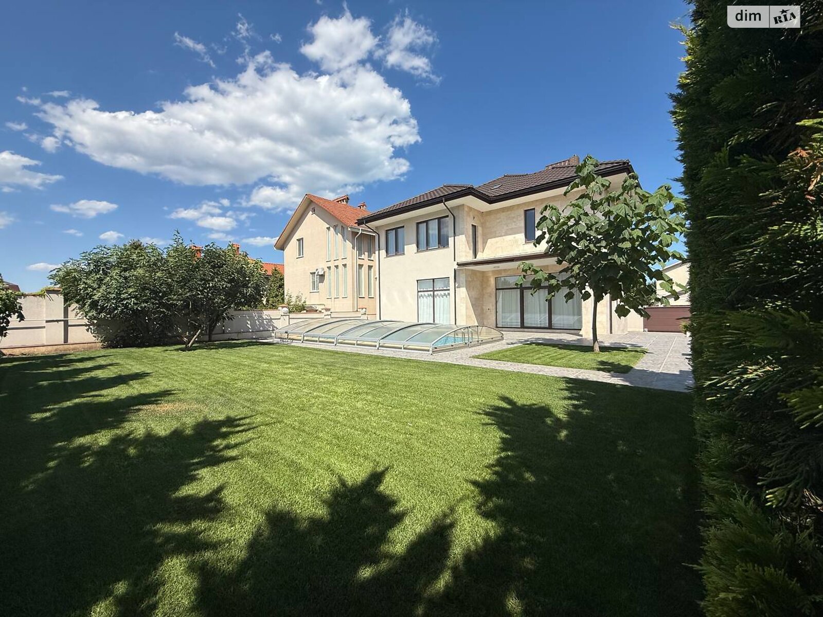 двухэтажный дом с гаражом, 368.1 кв. м, кирпич. Продажа в Лиманке фото 1 двухэтажный дом с гаражом, 368.1 кв. м, кирпич. Продажа в Лиманке фото 1