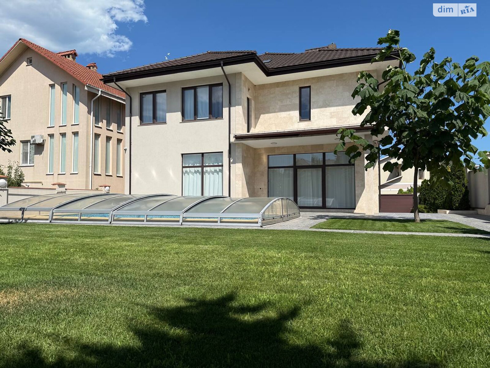 двухэтажный дом с гаражом, 368.1 кв. м, кирпич. Продажа в Лиманке фото 1 двухэтажный дом с гаражом, 368.1 кв. м, кирпич. Продажа в Лиманке фото 1