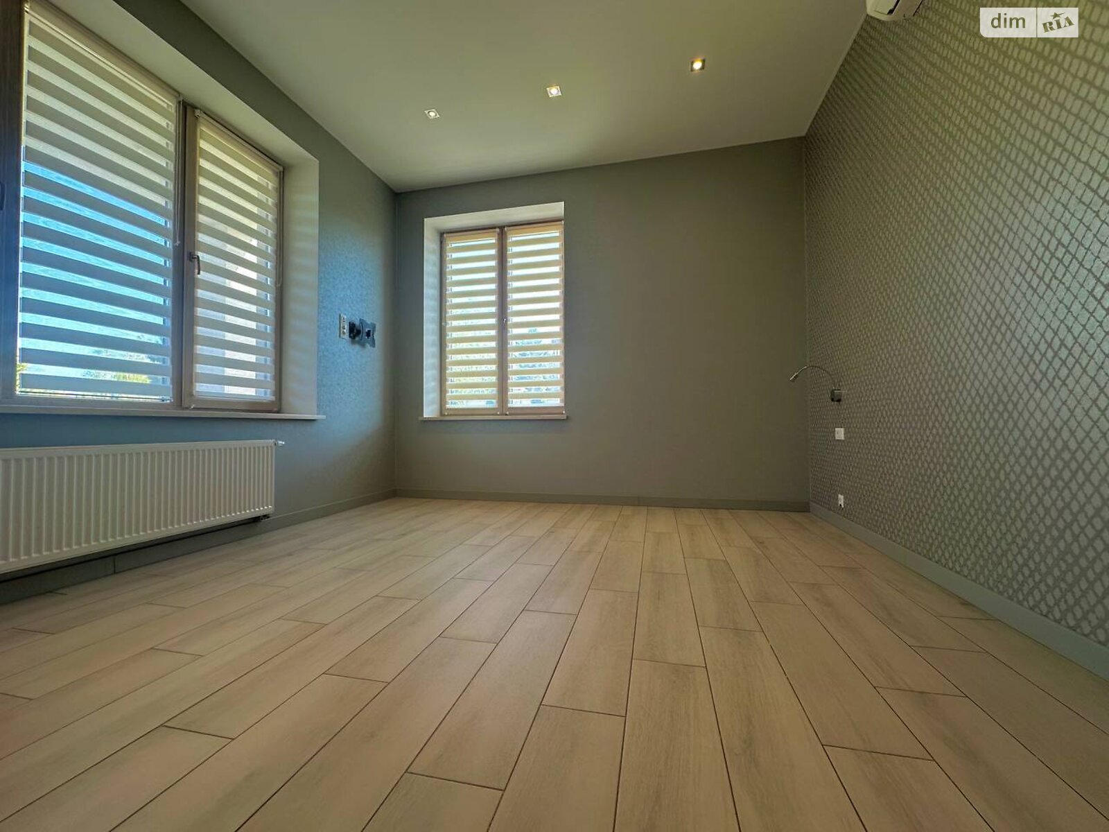 двухэтажный дом с гаражом, 368.1 кв. м, кирпич. Продажа в Лиманке фото 1 двухэтажный дом с гаражом, 368.1 кв. м, кирпич. Продажа в Лиманке фото 1