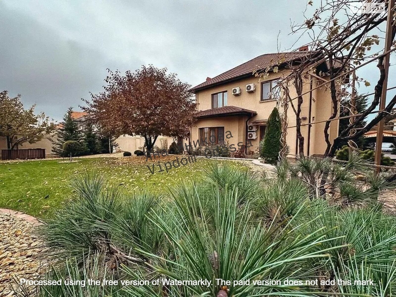 двоповерховий будинок з гаражем, 239.6 кв. м, цегла. Продаж у Лиманці фото 1 двоповерховий будинок з гаражем, 239.6 кв. м, цегла. Продаж у Лиманці фото 1