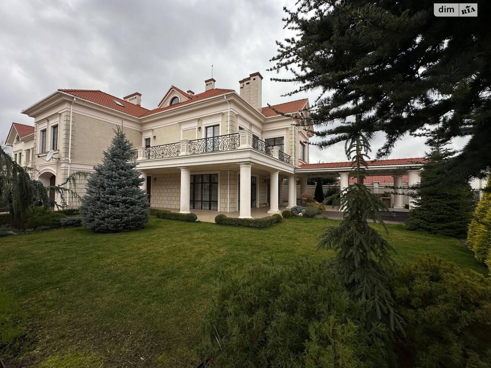 двухэтажный дом, 677 кв. м, кирпич. Продажа в Одессе район Совиньон фото 1