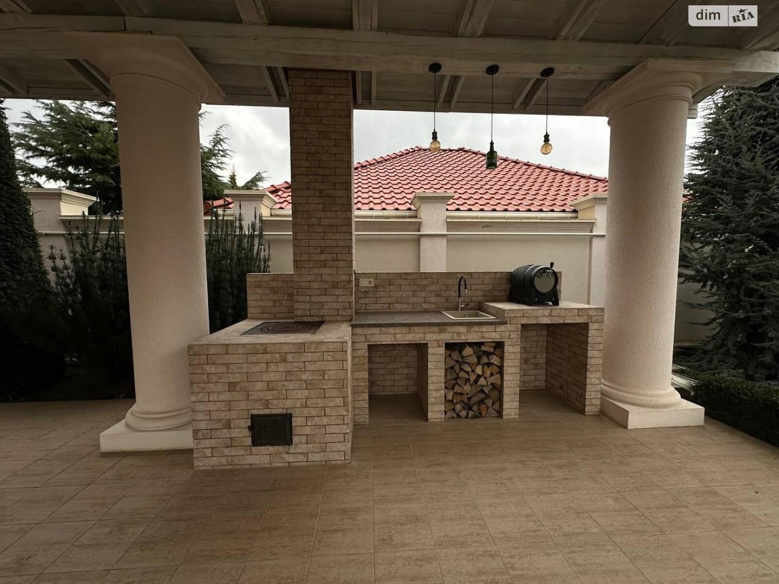 двухэтажный дом, 677 кв. м, кирпич. Продажа в Одессе район Совиньон фото 1