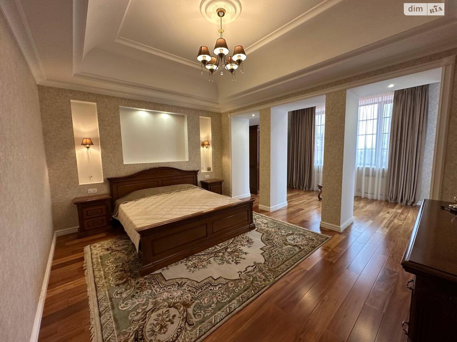 двухэтажный дом, 677 кв. м, кирпич. Продажа в Одессе район Совиньон фото 1