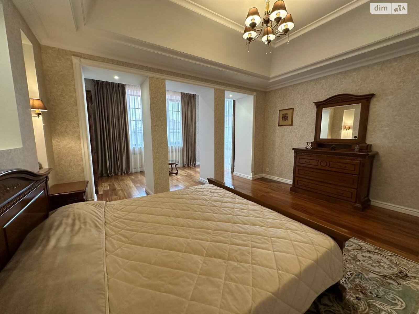 двухэтажный дом, 677 кв. м, кирпич. Продажа в Одессе район Совиньон фото 1