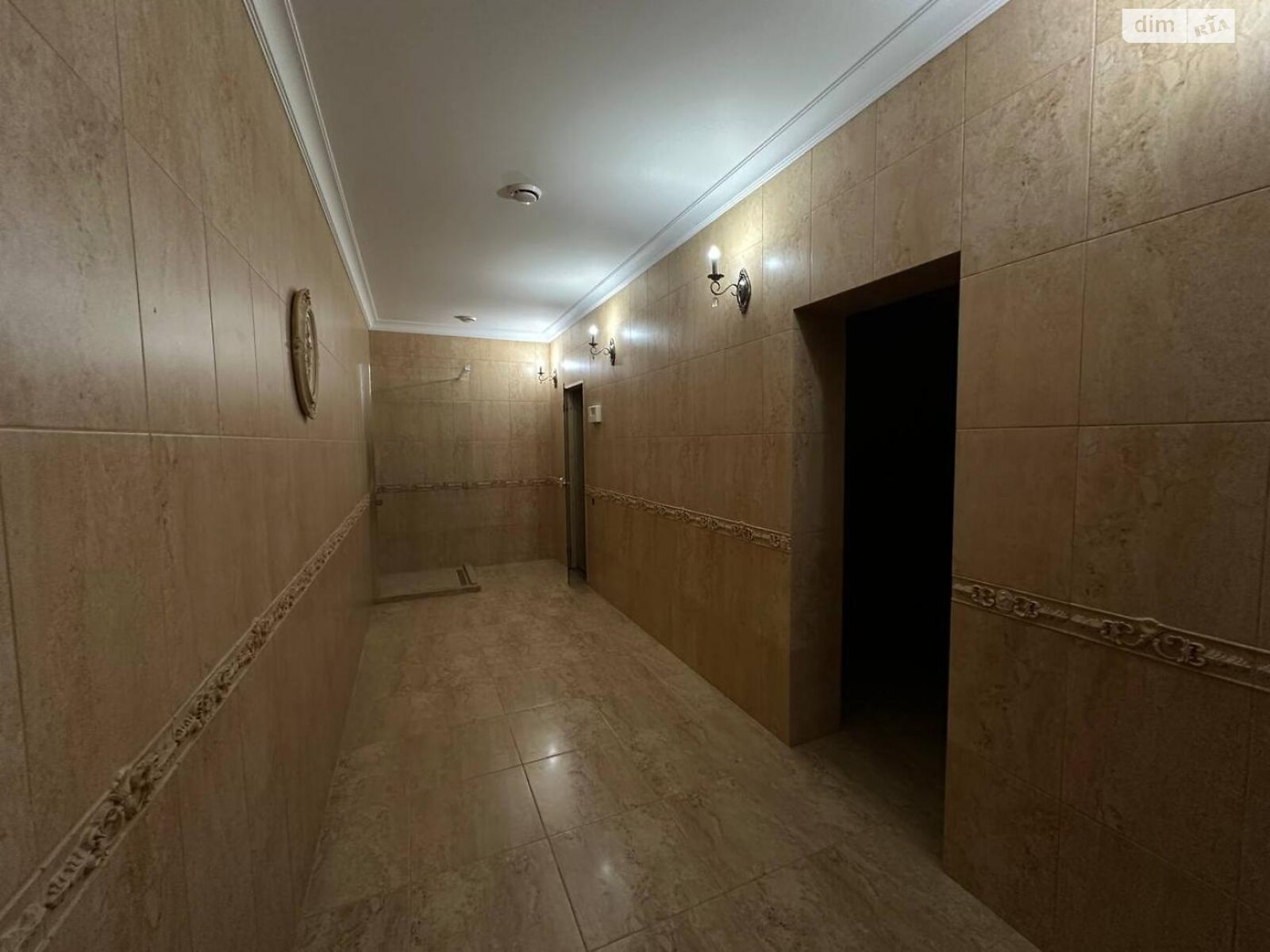 двухэтажный дом, 677 кв. м, кирпич. Продажа в Одессе район Совиньон фото 1