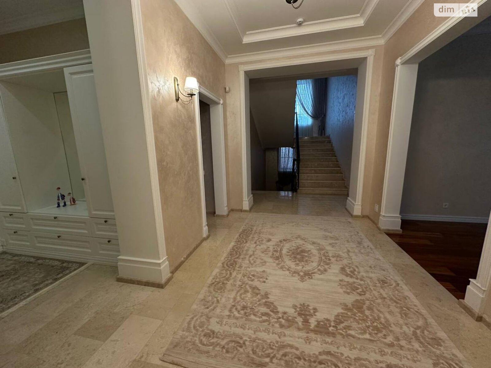 двухэтажный дом, 677 кв. м, кирпич. Продажа в Одессе район Совиньон фото 1