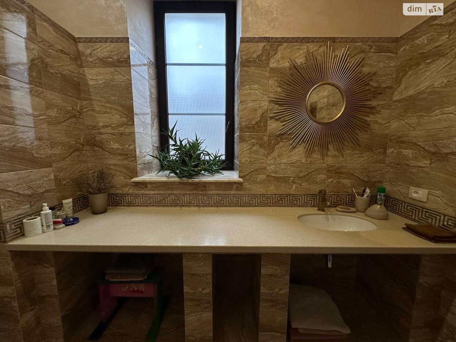 двухэтажный дом, 677 кв. м, кирпич. Продажа в Одессе район Совиньон фото 1