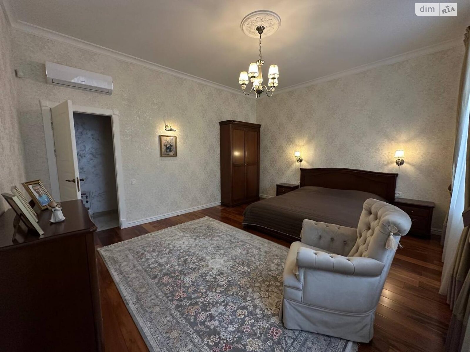 двухэтажный дом, 677 кв. м, кирпич. Продажа в Одессе район Совиньон фото 1