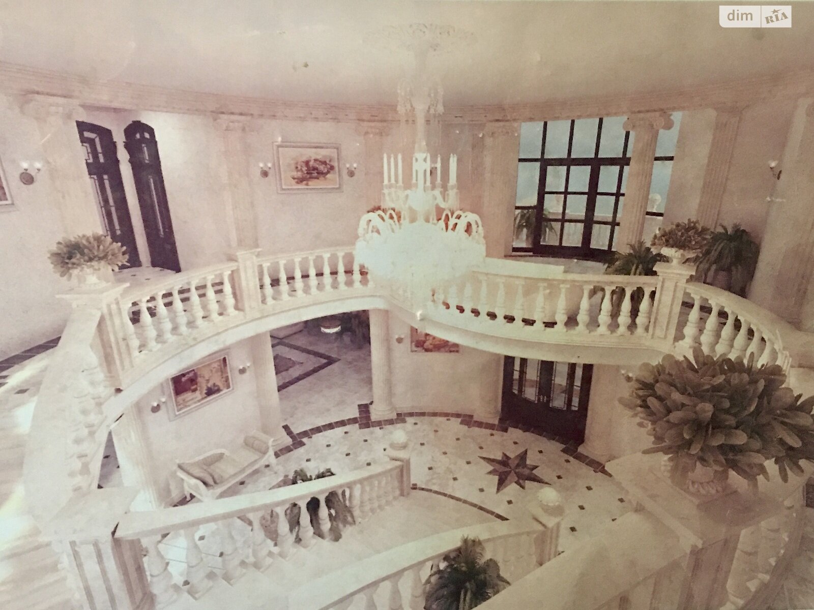 двухэтажный дом, 600 кв. м, ракушечник (ракушняк). Продажа в Одессе район Совиньон фото 1