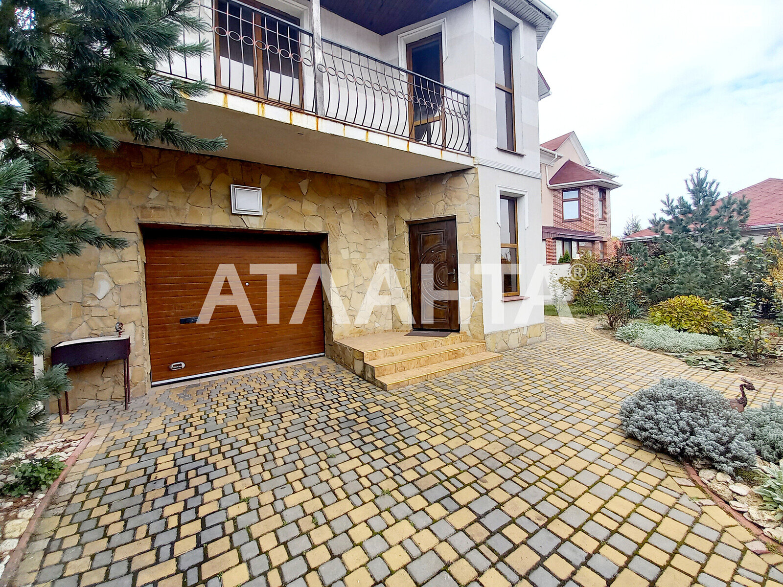 двухэтажный дом с балконом, 230 кв. м, ракушечник (ракушняк). Продажа в Таирово фото 1 двухэтажный дом с балконом, 230 кв. м, ракушечник (ракушняк). Продажа в Таирово фото 1