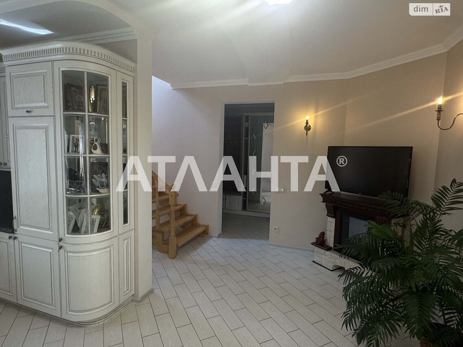двухэтажный дом, 135 кв. м, газобетон. Продажа в Одессе район Совиньон фото 1 двухэтажный дом, 135 кв. м, газобетон. Продажа в Одессе район Совиньон фото 1