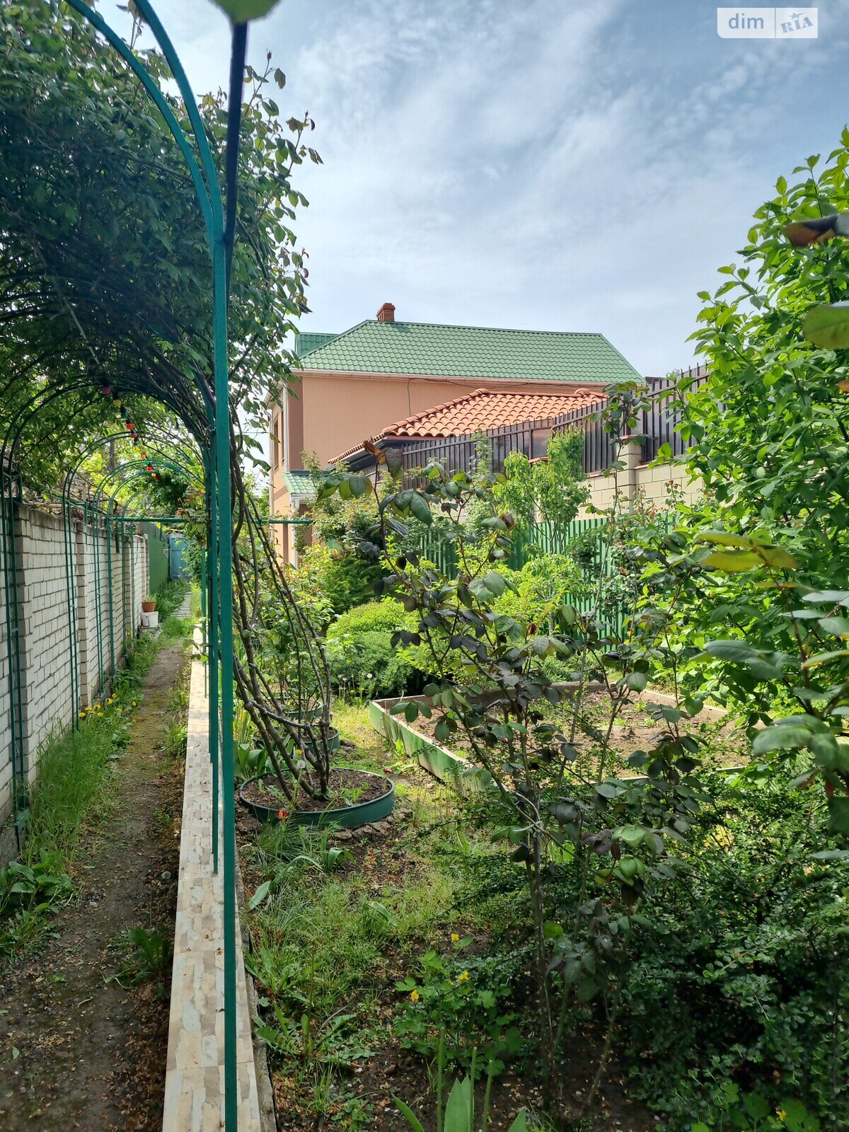 двоповерховий будинок з верандою, 172.1 кв. м, цегла. Продаж в Одесі, район Середній Фонтан фото 1 двоповерховий будинок з верандою, 172.1 кв. м, цегла. Продаж в Одесі, район Середній Фонтан фото 1