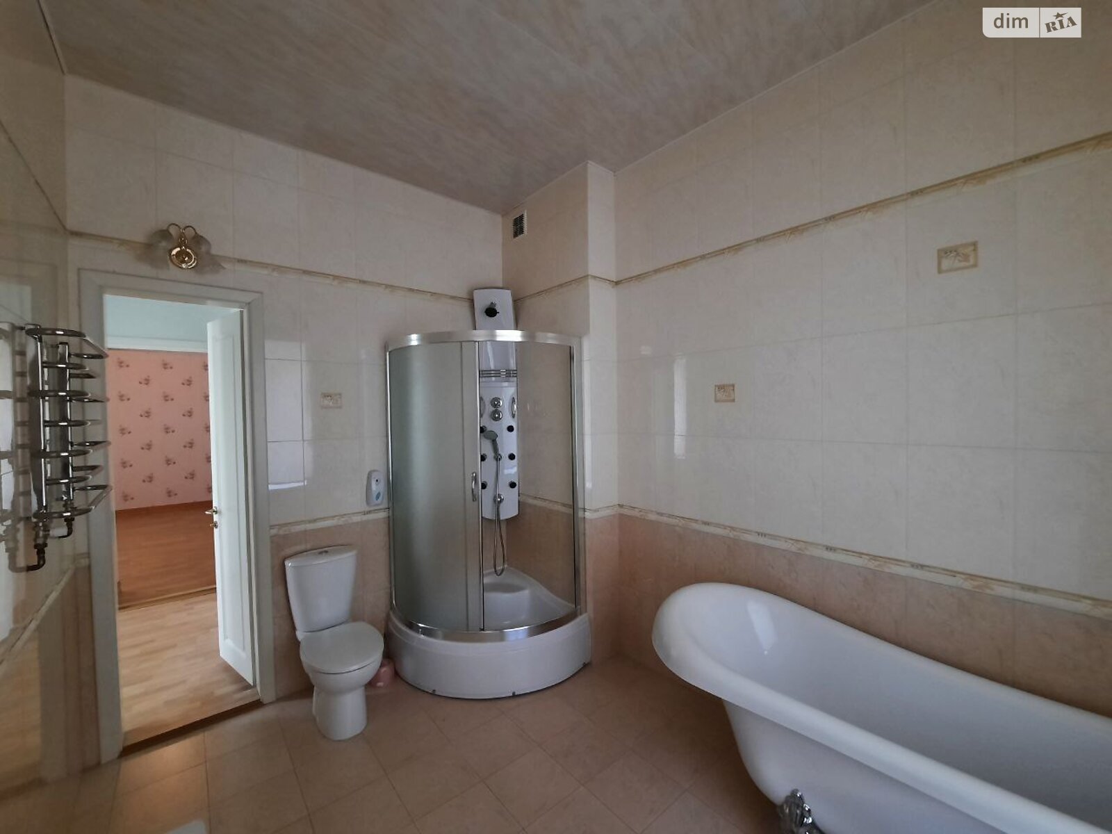 трехэтажный дом с мансардой, 896.3 кв. м, кирпич. Продажа в Одессе район Средний Фонтан фото 1 трехэтажный дом с мансардой, 896.3 кв. м, кирпич. Продажа в Одессе район Средний Фонтан фото 1