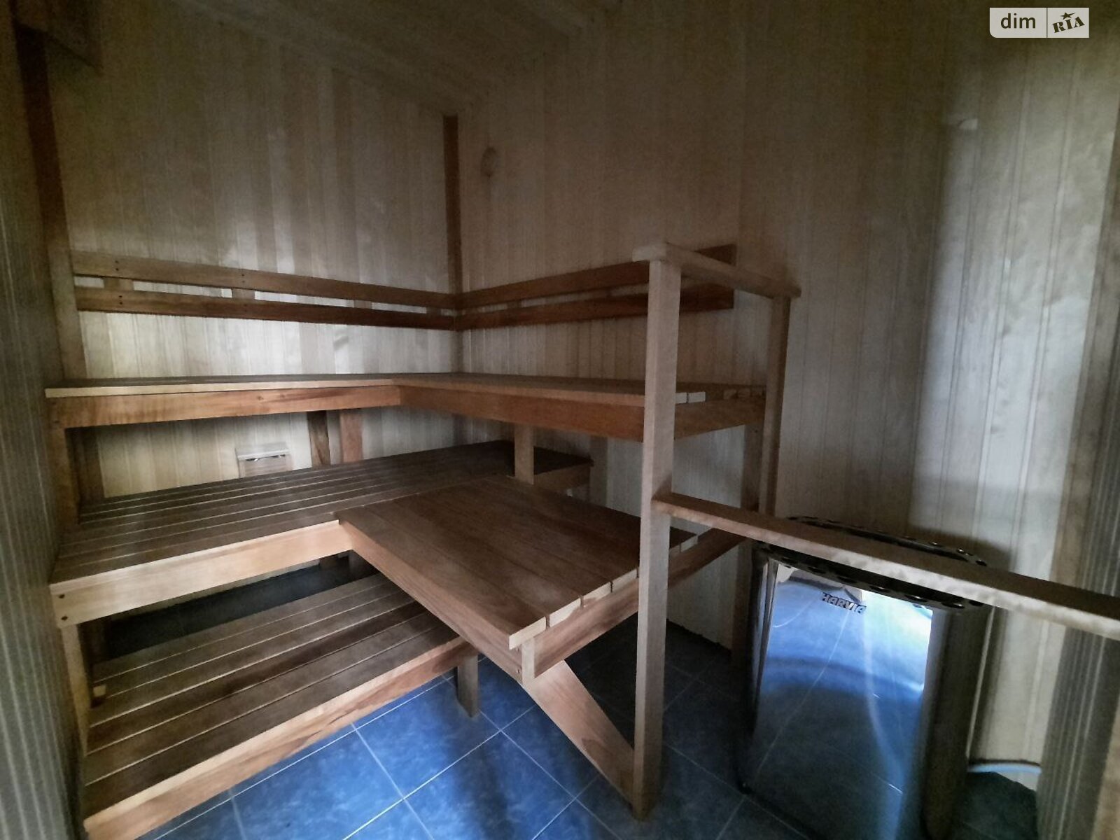 трехэтажный дом с мансардой, 896.3 кв. м, кирпич. Продажа в Одессе район Средний Фонтан фото 1 трехэтажный дом с мансардой, 896.3 кв. м, кирпич. Продажа в Одессе район Средний Фонтан фото 1