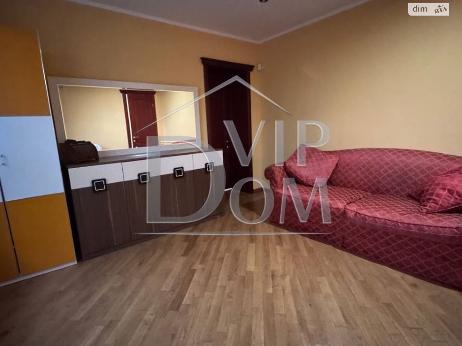 триповерховий будинок з мансардою, 248 кв. м, ракушняк. Продаж в Одесі, район Середній Фонтан фото 1 триповерховий будинок з мансардою, 248 кв. м, ракушняк. Продаж в Одесі, район Середній Фонтан фото 1