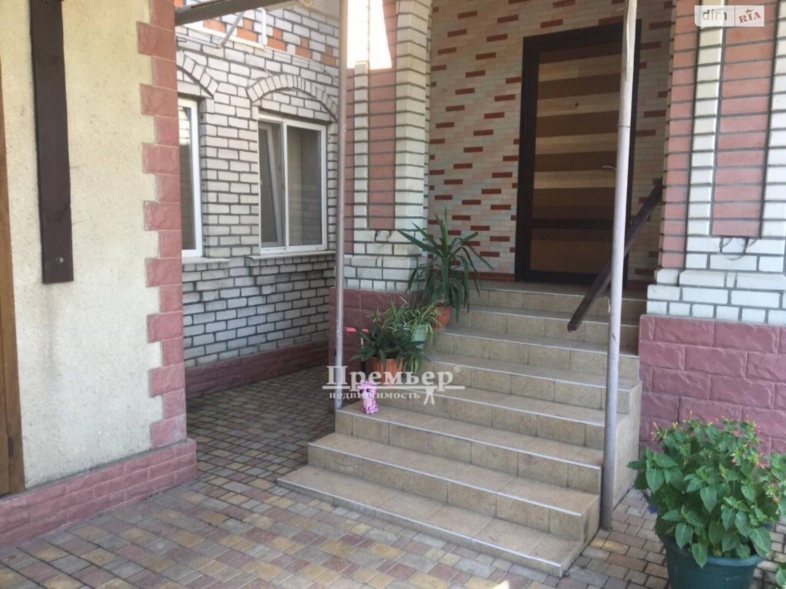 двухэтажный дом с верандой, 322.5 кв. м, кирпич. Продажа в Одессе район Пересыпский фото 1 двухэтажный дом с верандой, 322.5 кв. м, кирпич. Продажа в Одессе район Пересыпский фото 1