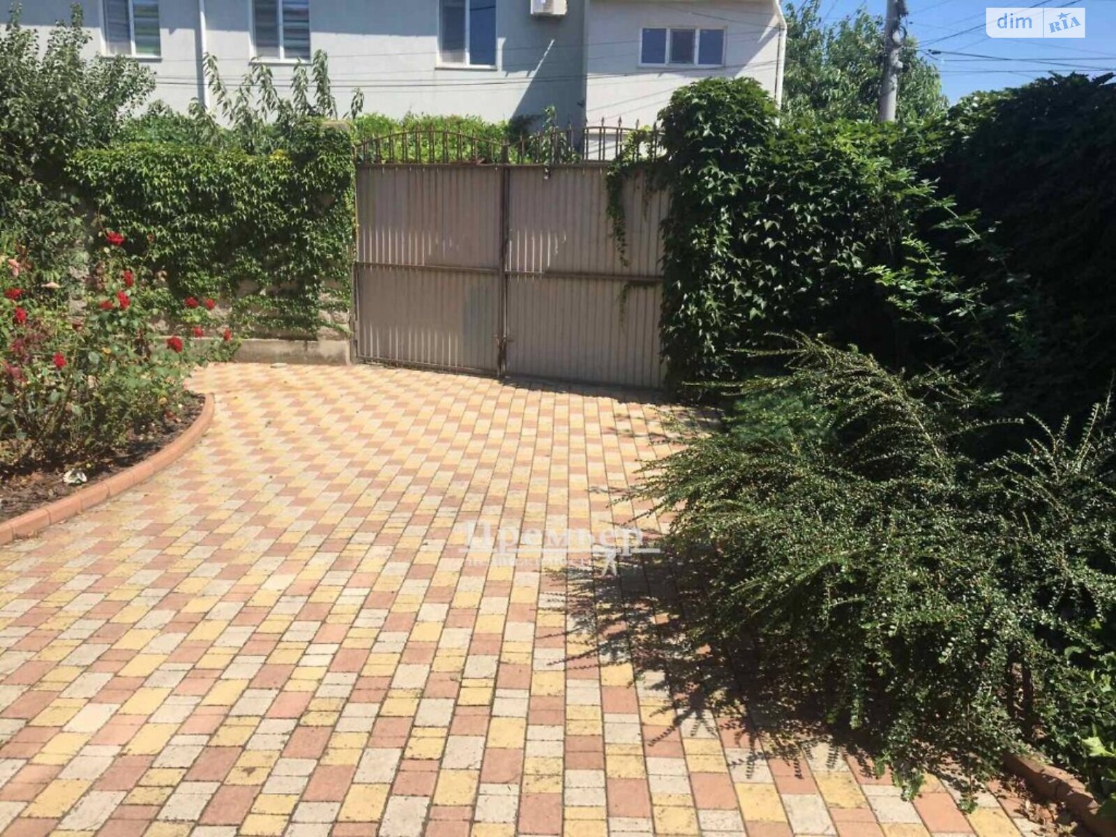 двухэтажный дом с верандой, 322.5 кв. м, кирпич. Продажа в Одессе район Пересыпский фото 1 двухэтажный дом с верандой, 322.5 кв. м, кирпич. Продажа в Одессе район Пересыпский фото 1