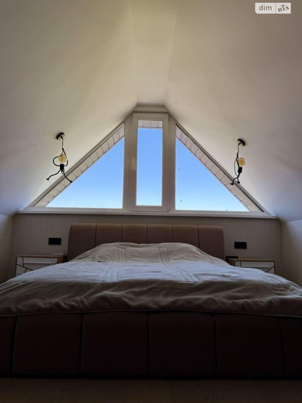 трехэтажный дом, 93 кв. м, кирпич. Продажа в Одессе район Таирова фото 1