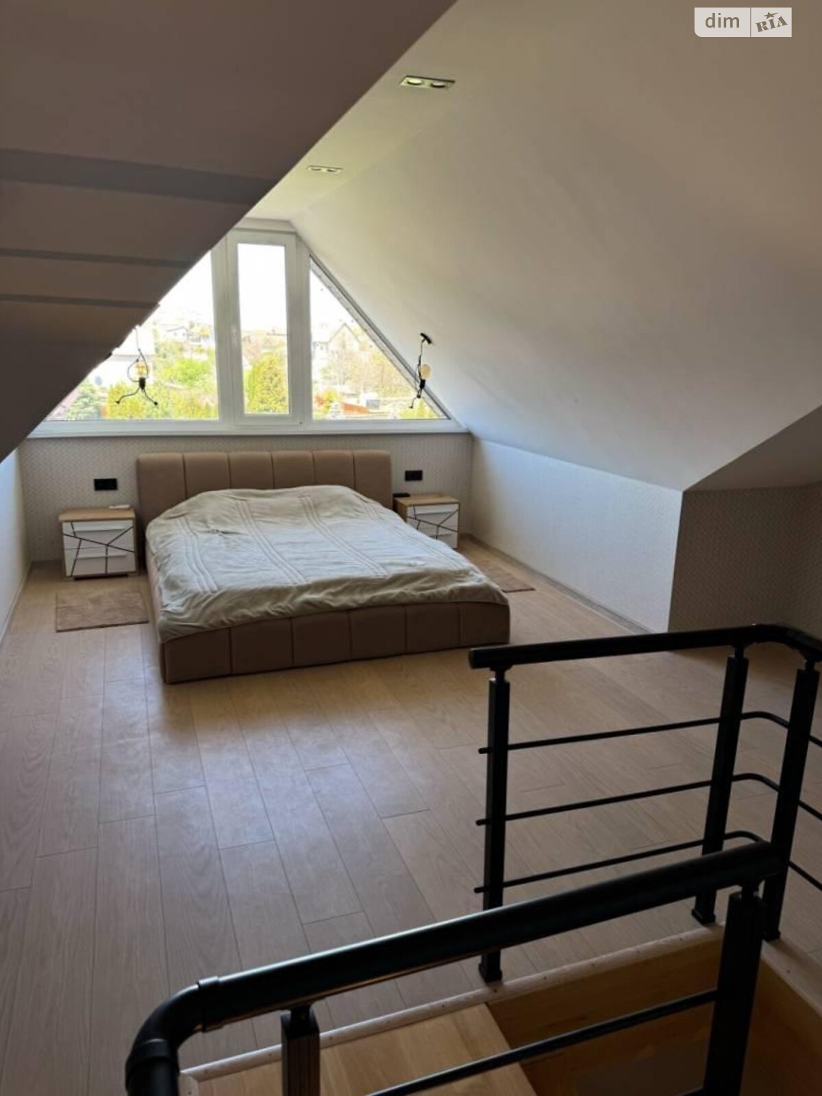 трехэтажный дом, 93 кв. м, кирпич. Продажа в Одессе район Таирова фото 1